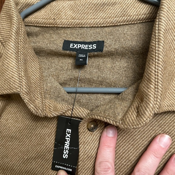 Express men’s Express Herringbone Double Pocket Sweater Shirt Men's - Picture 6 of 8